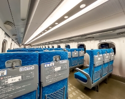 新幹線内の風景